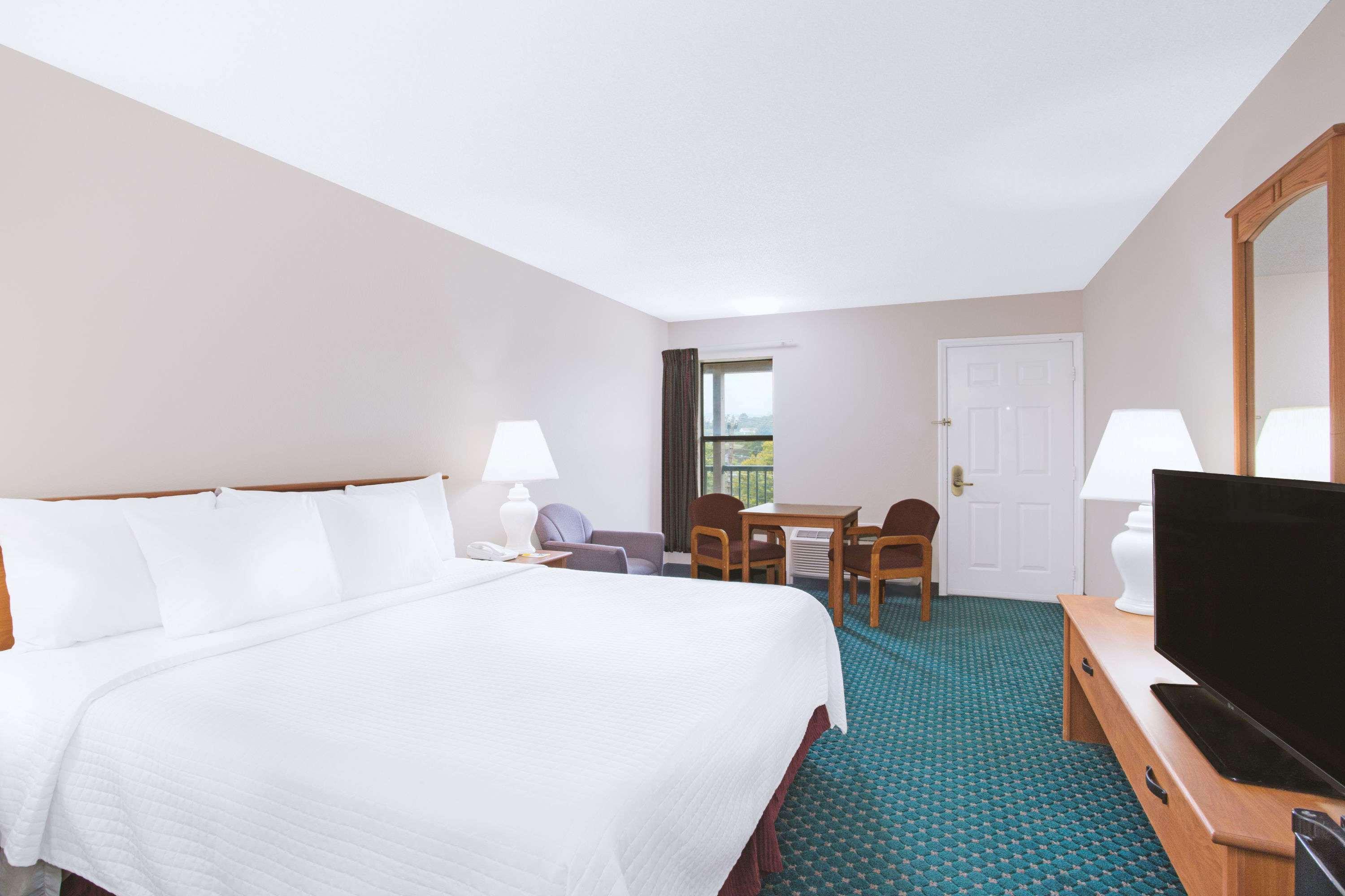Days Inn By Wyndham Wytheville Exteriér fotografie